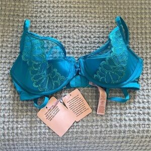 NWT Savage x Fenty blue lace detailed bra
